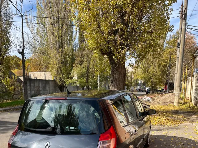 Renault Megane - фото 3