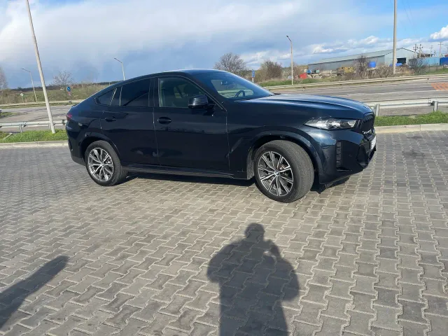 BMW X6 - фото 1