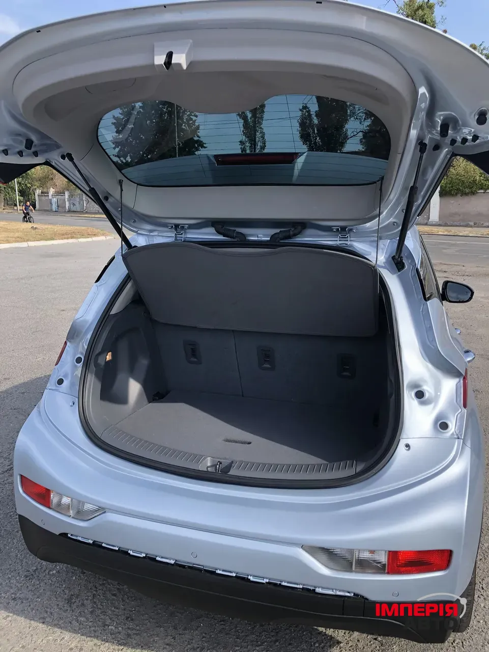 Chevrolet Bolt - фото 24