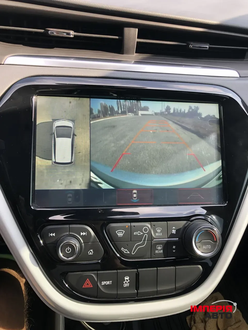 Chevrolet Bolt - фото 20