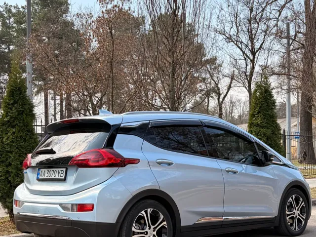 Chevrolet Bolt - фото 3