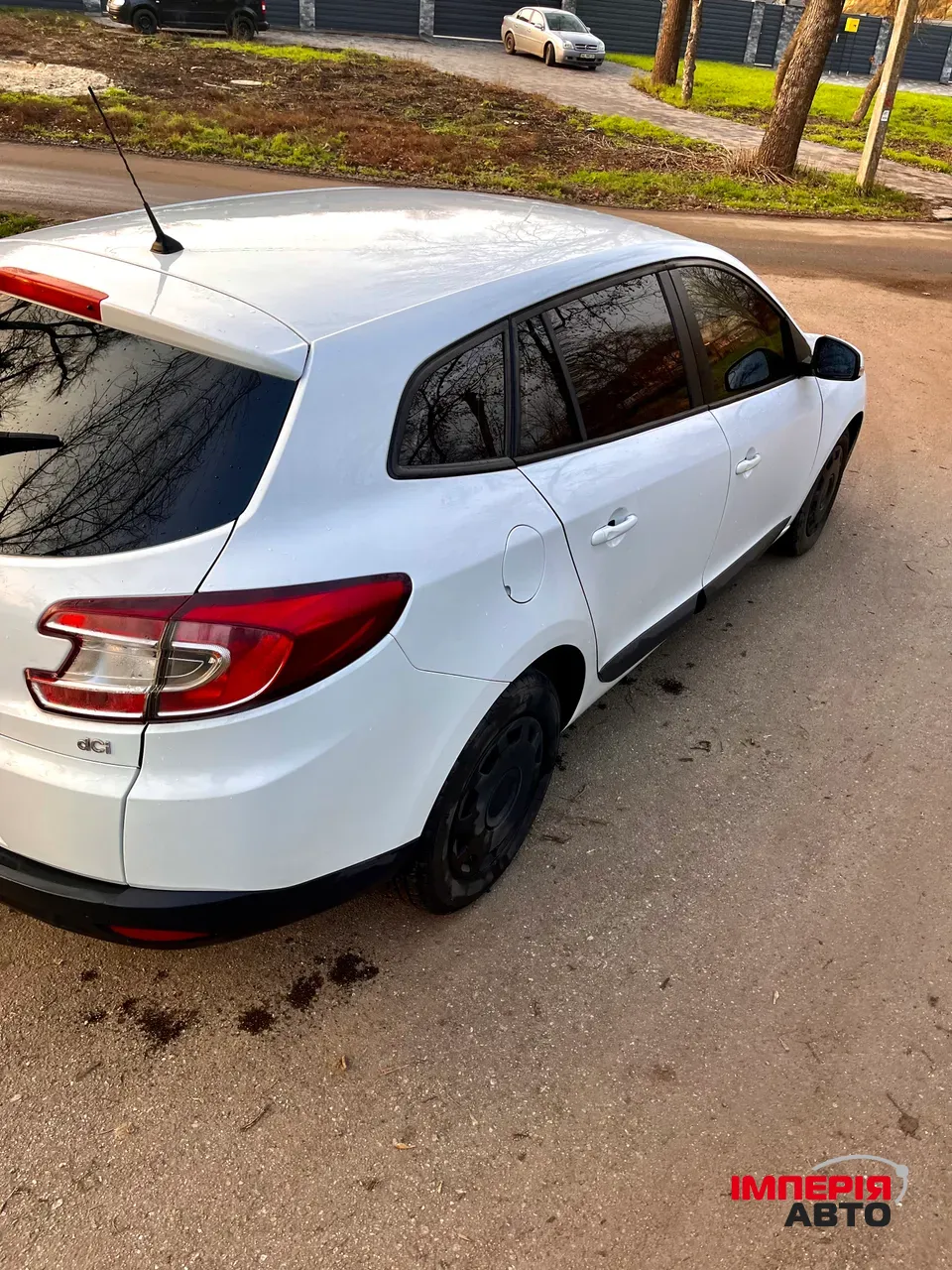 Renault Megane - фото 2