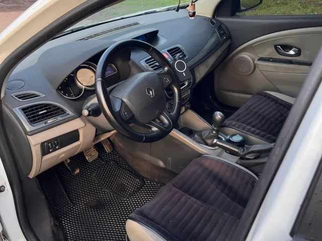 Renault Megane - фото 4