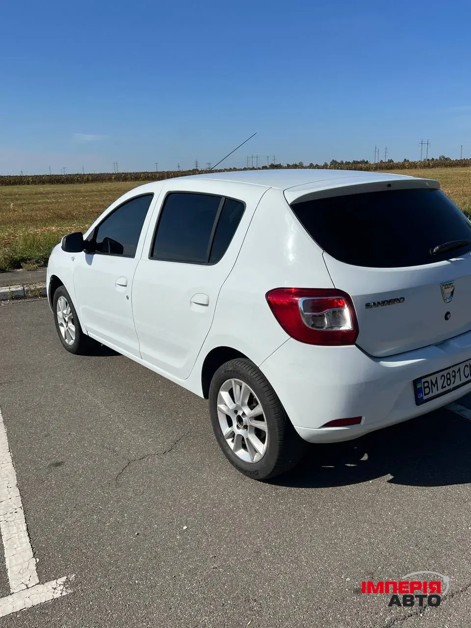 Dacia Sandero - фото 8