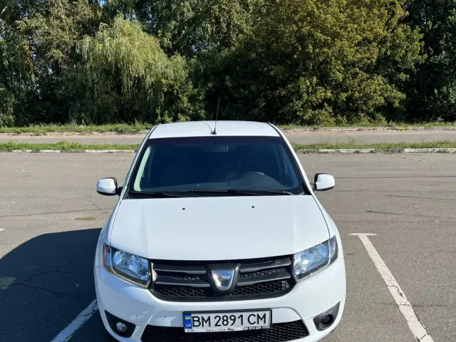 Dacia Sandero - фото 5