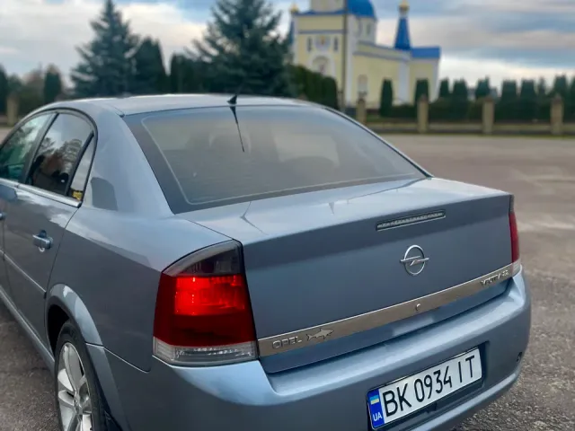 Opel Vectra - фото 3