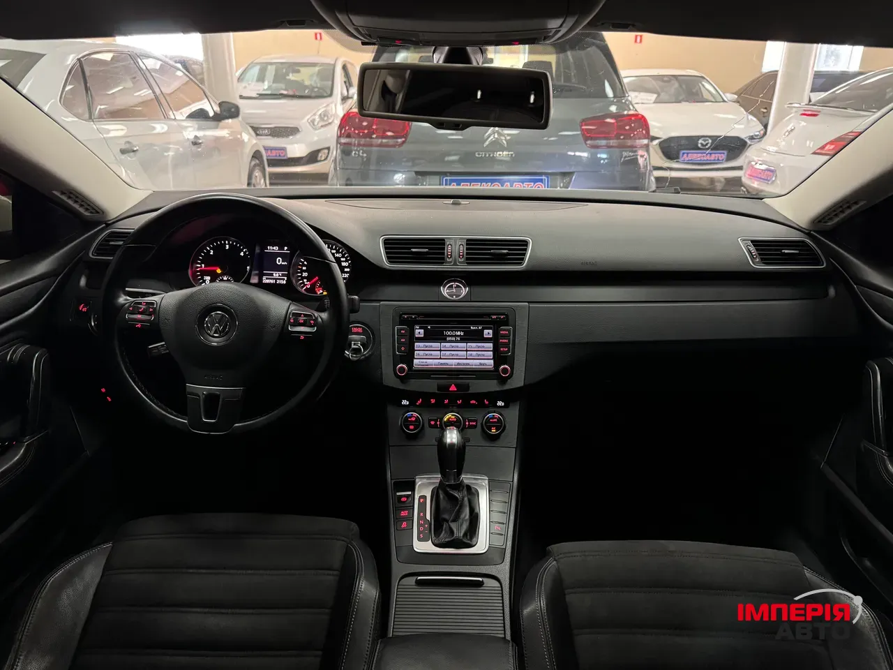 Volkswagen Passat CC - фото 8