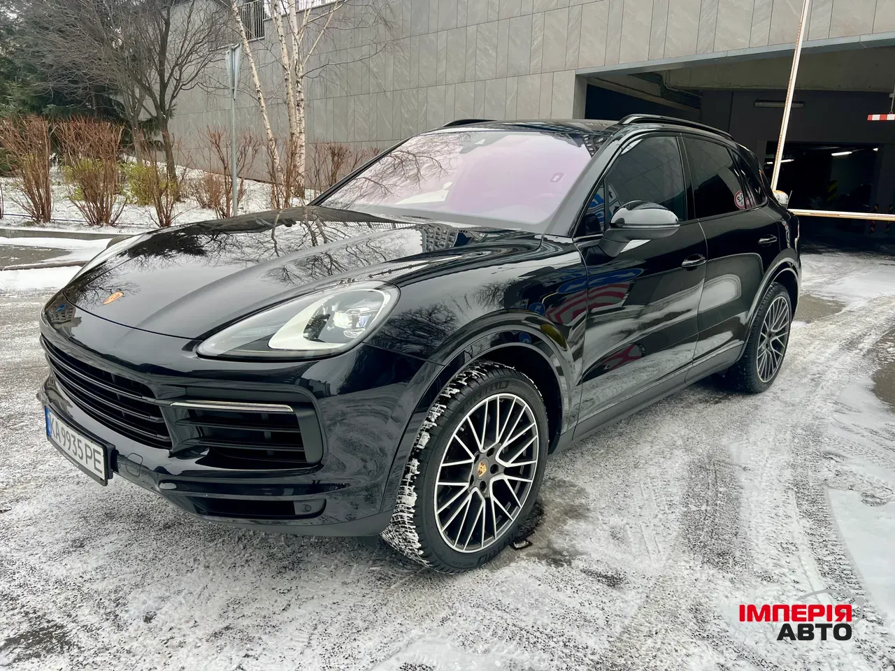 Porsche Cayenne - фото 1