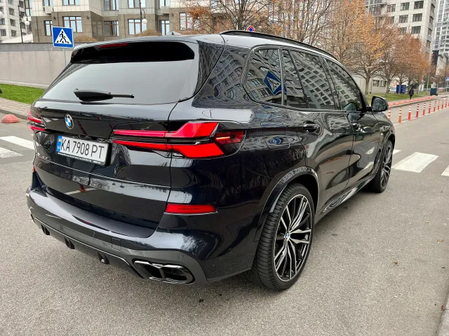 BMW X5 - фото 3