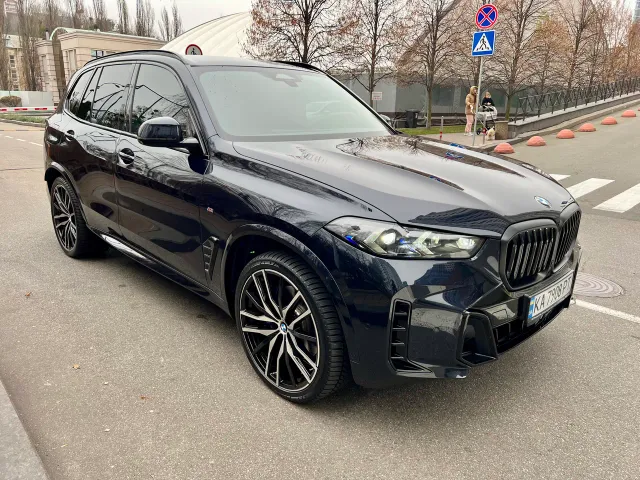 BMW X5 - фото 2