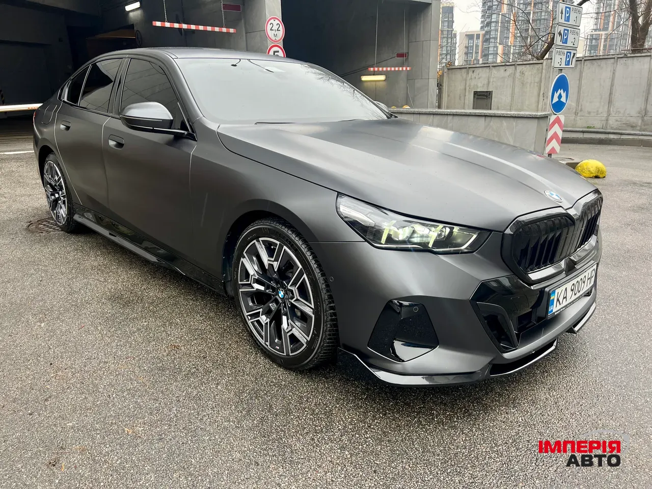 BMW 5 серії - фото 2