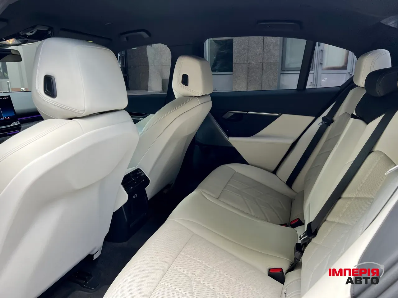 BMW 5 серії - фото 10