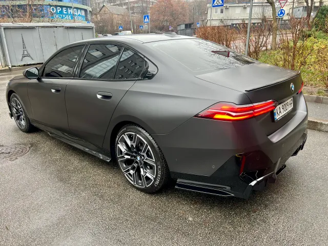 BMW 5 серії - фото 4