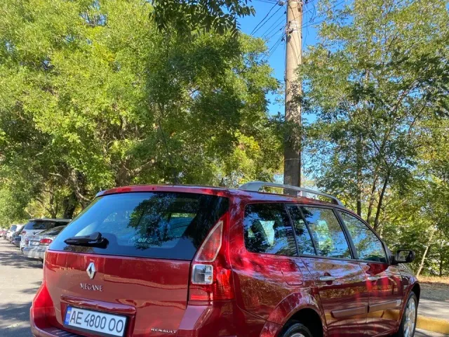 Renault Megane - фото 2