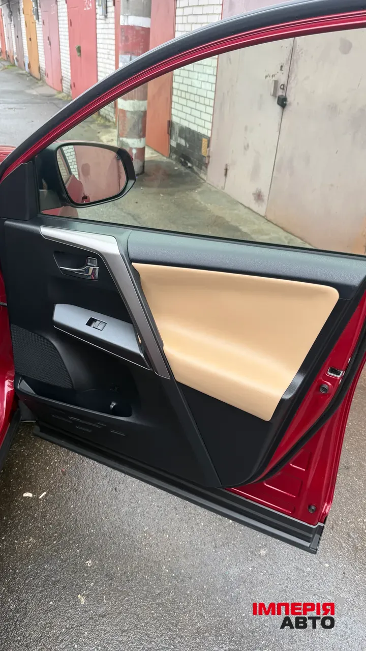 Toyota RAV4 - фото 32