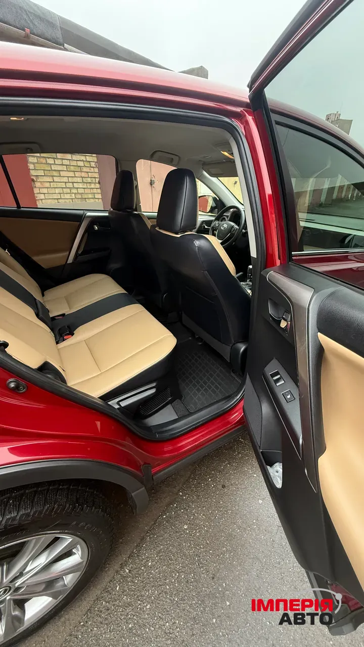 Toyota RAV4 - фото 23