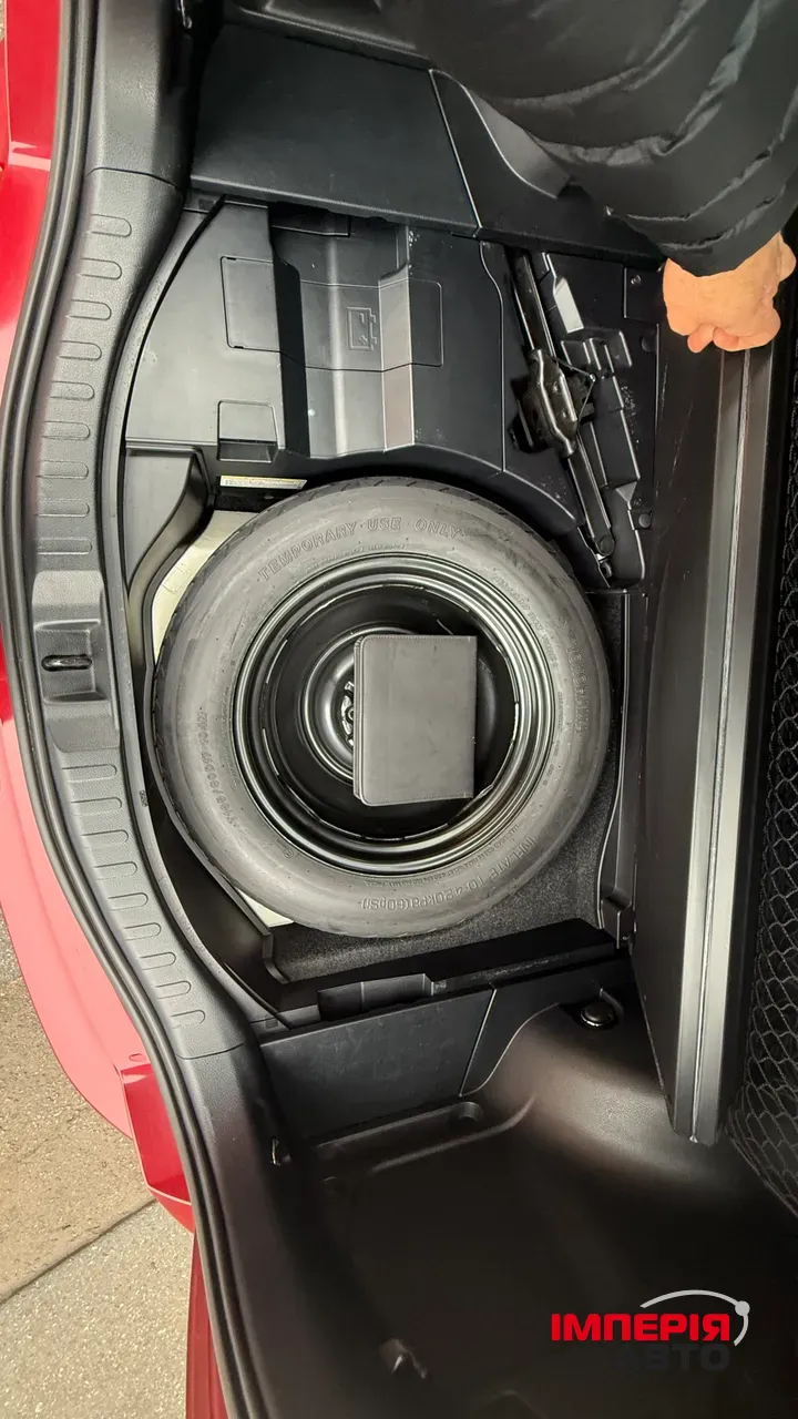 Toyota RAV4 - фото 16