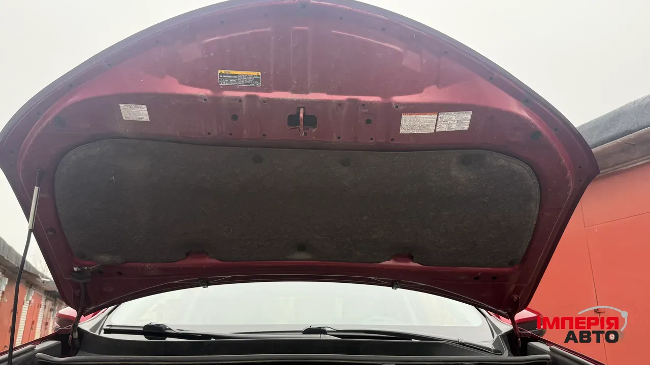 Toyota RAV4 - фото 10