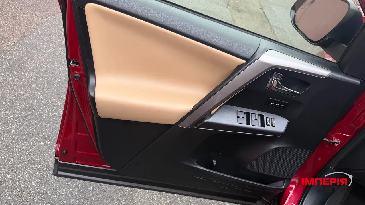 Toyota RAV4 - фото 44