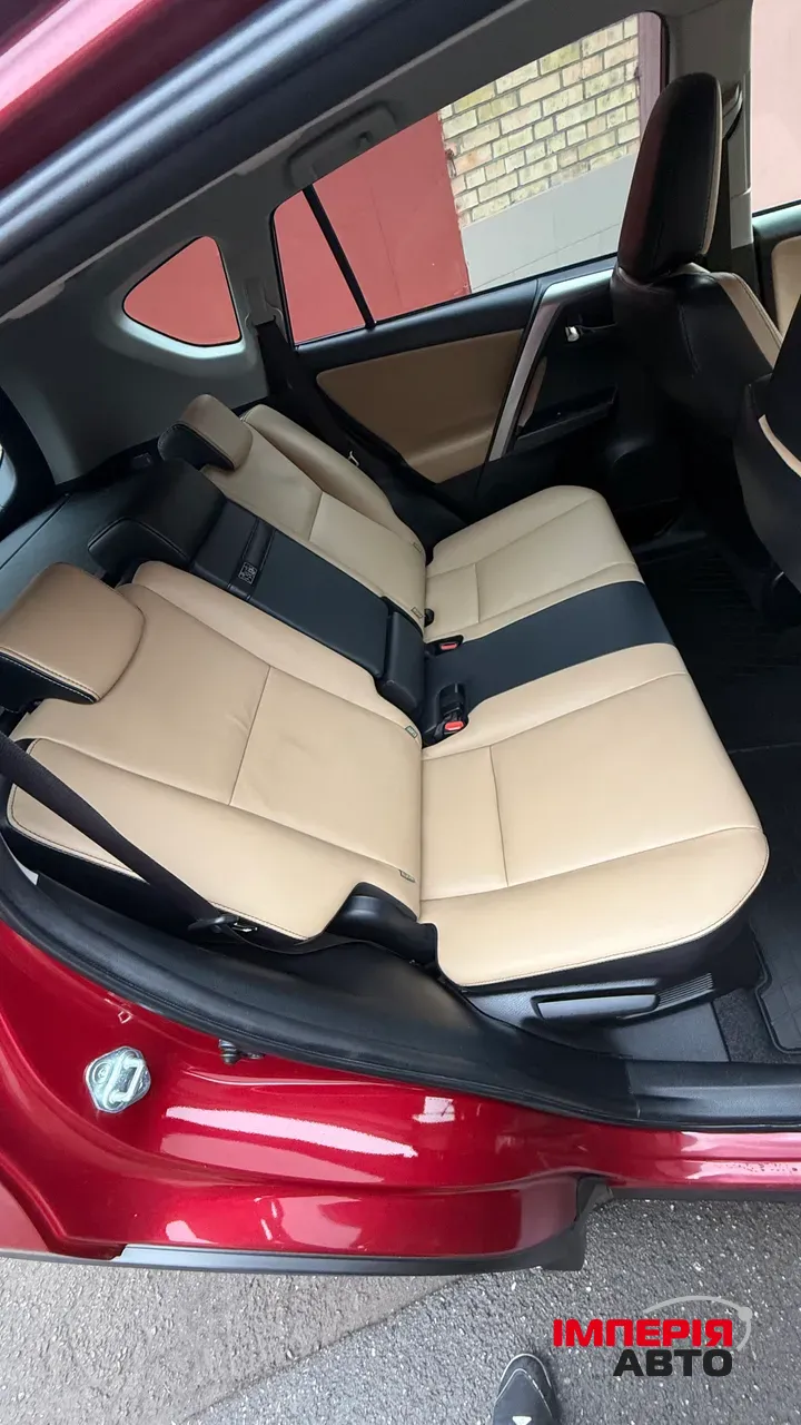 Toyota RAV4 - фото 28