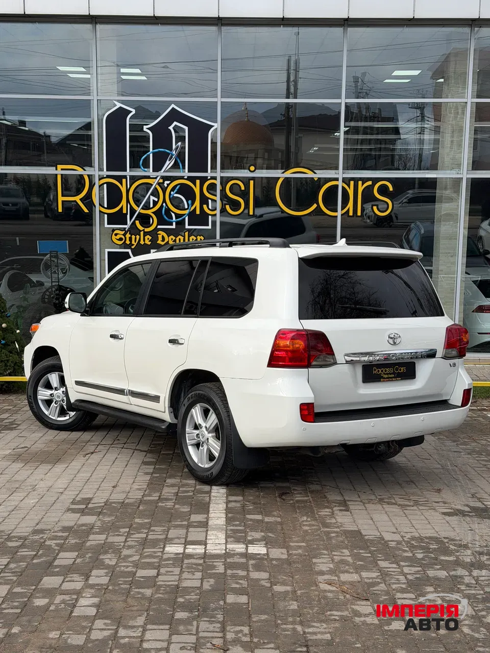 Toyota Land Cruiser - фото 5