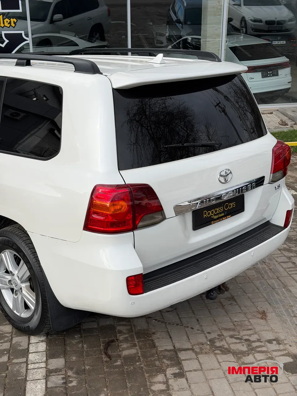 Toyota Land Cruiser - фото 6