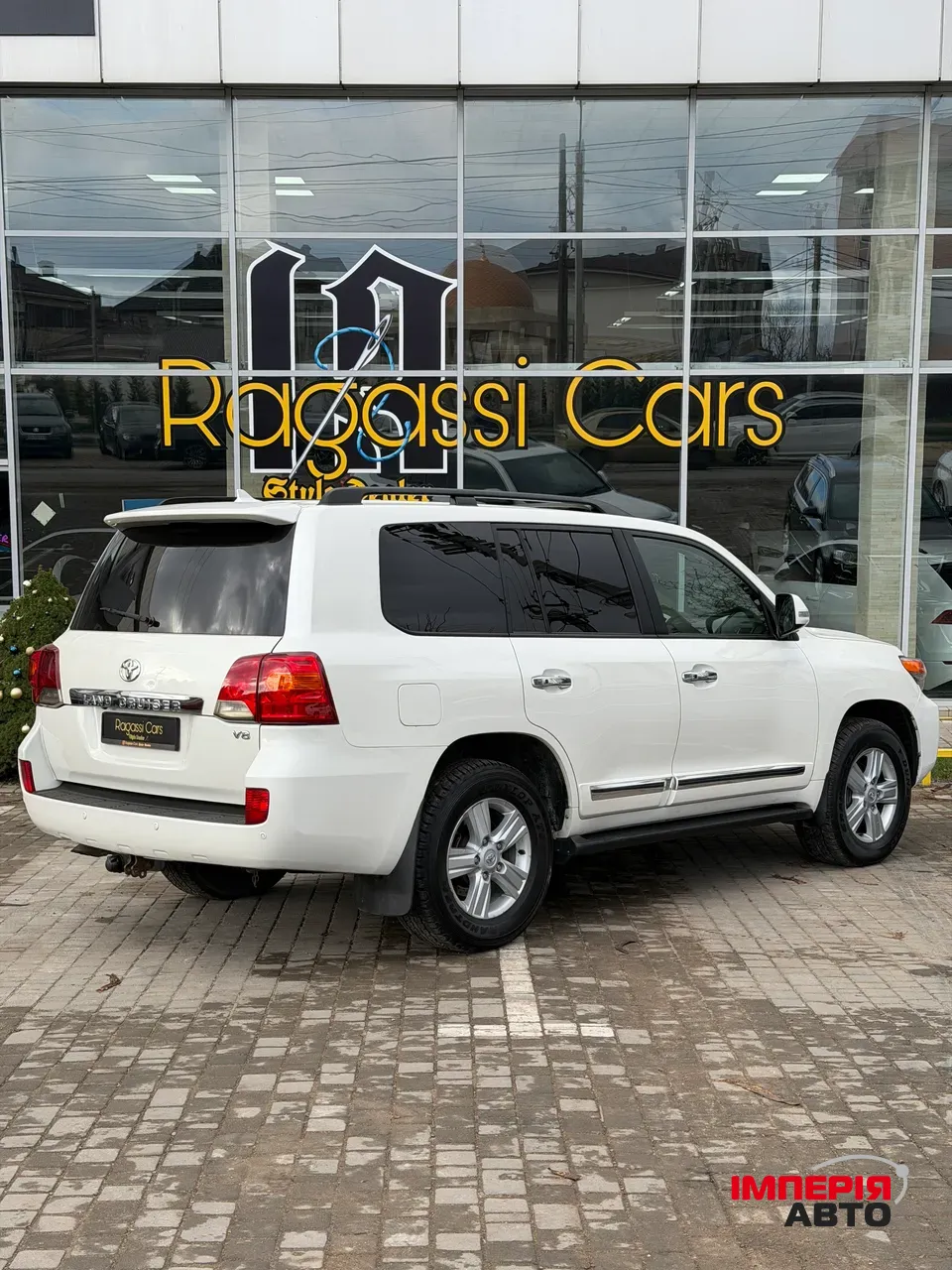 Toyota Land Cruiser - фото 7