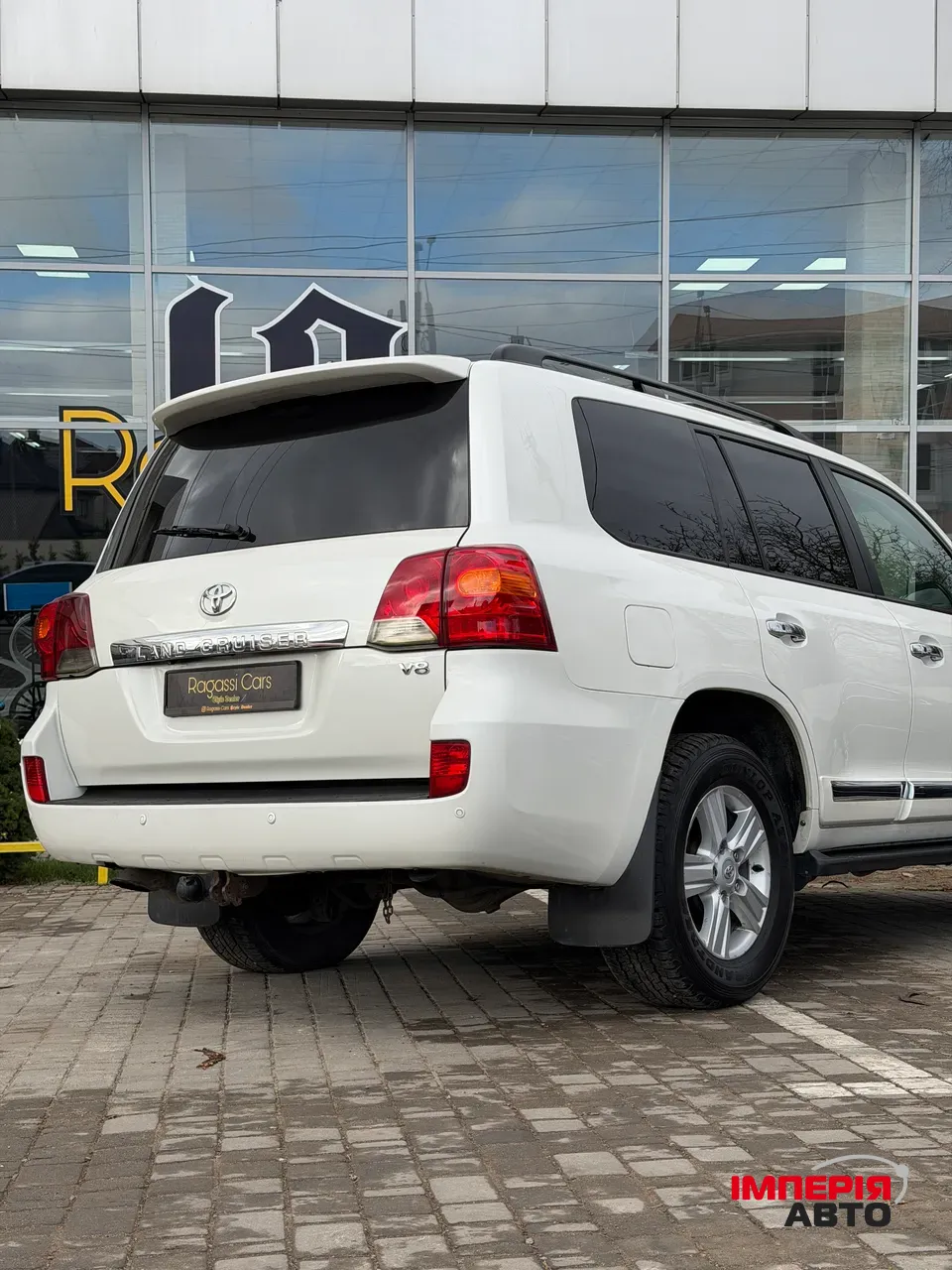 Toyota Land Cruiser - фото 8