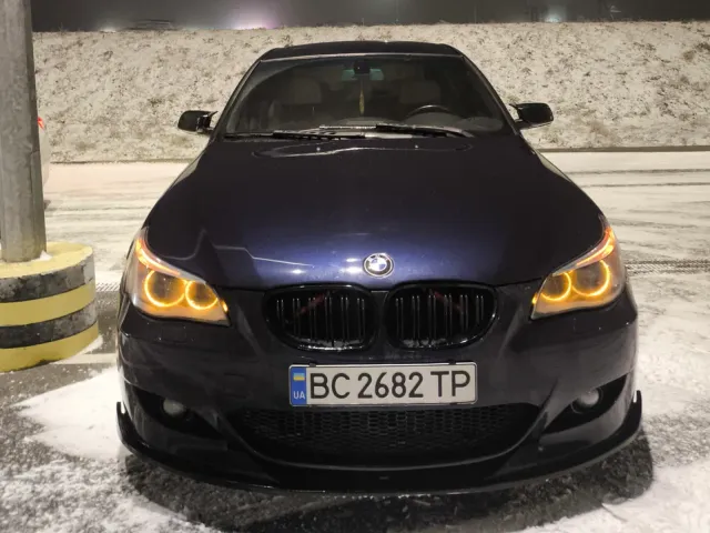BMW 5 серії - фото 1