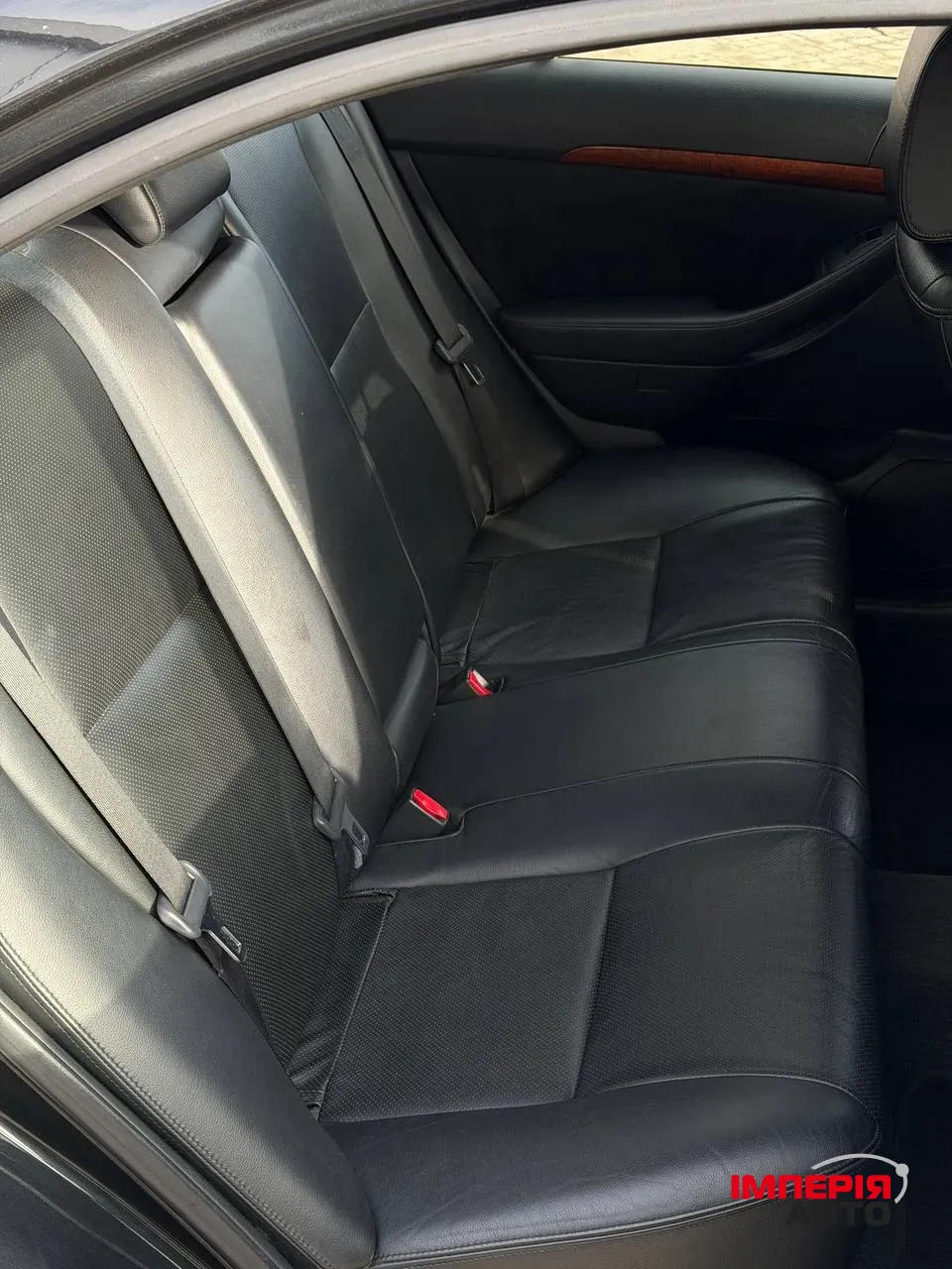 Toyota Avensis - фото 8