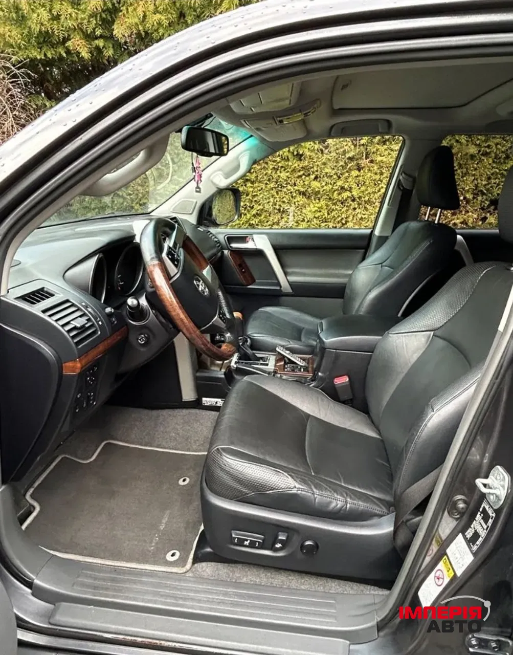 Toyota Land Cruiser - фото 8