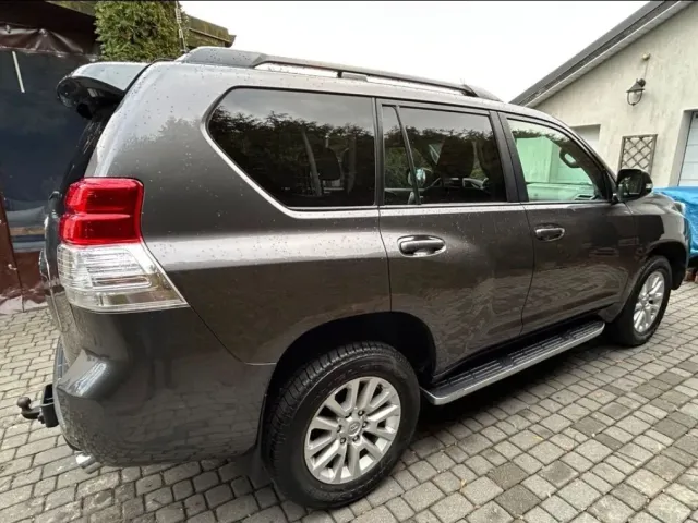 Toyota Land Cruiser - фото 3