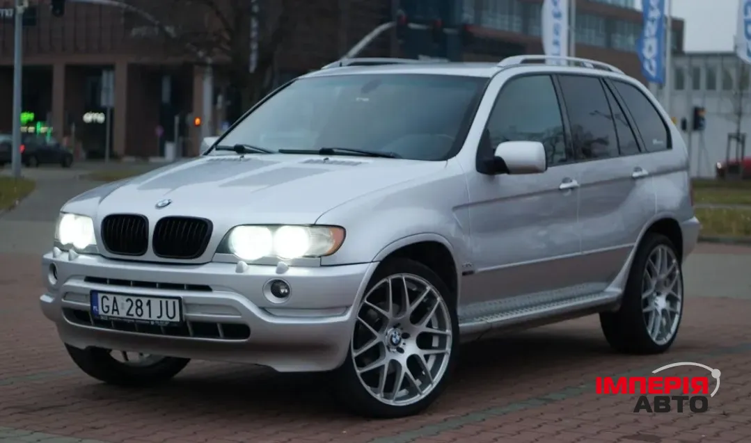 BMW X5 - фото 9