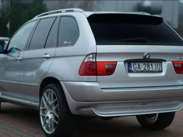 BMW X5 - фото 2