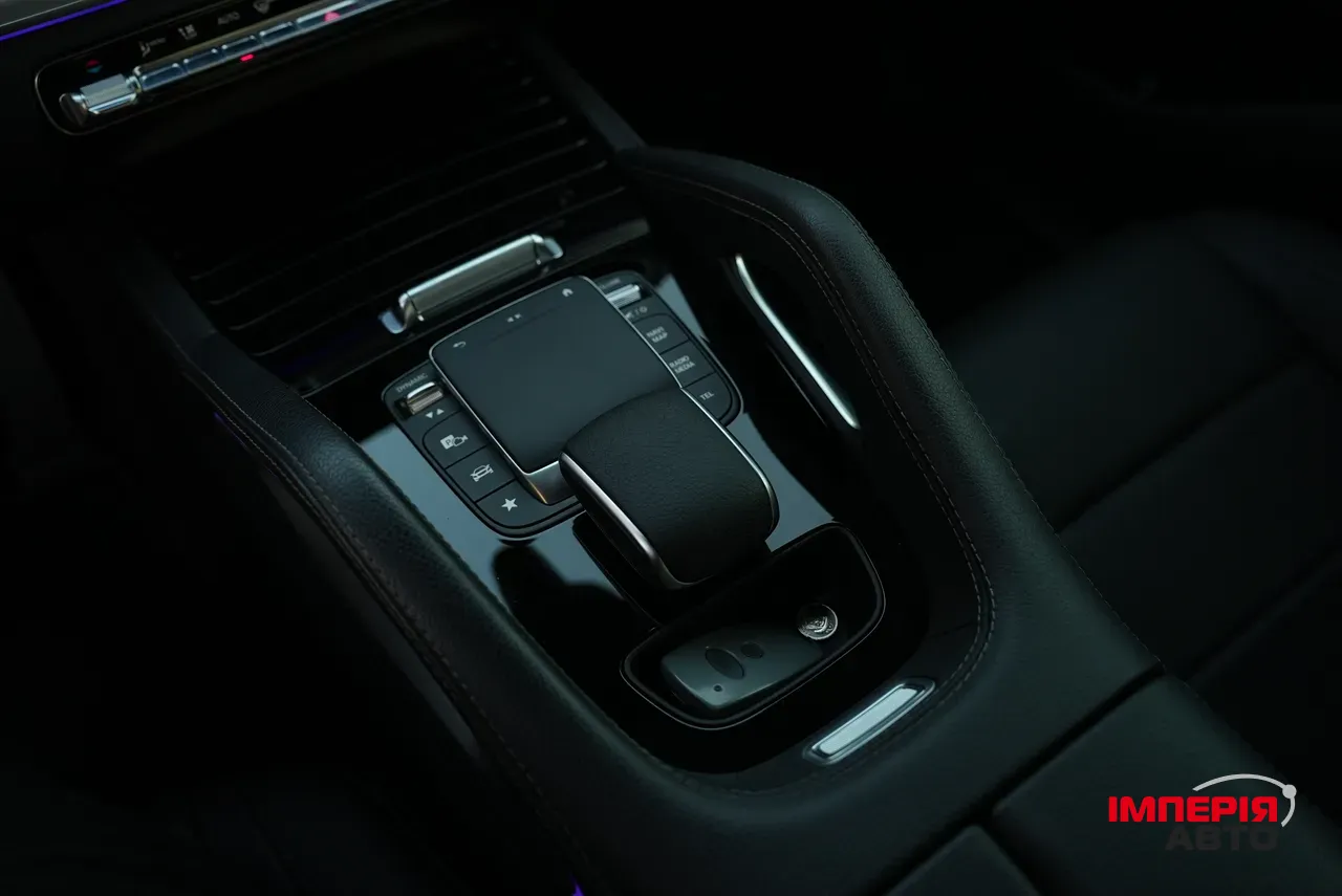 Mercedes-Benz GLE - фото 41