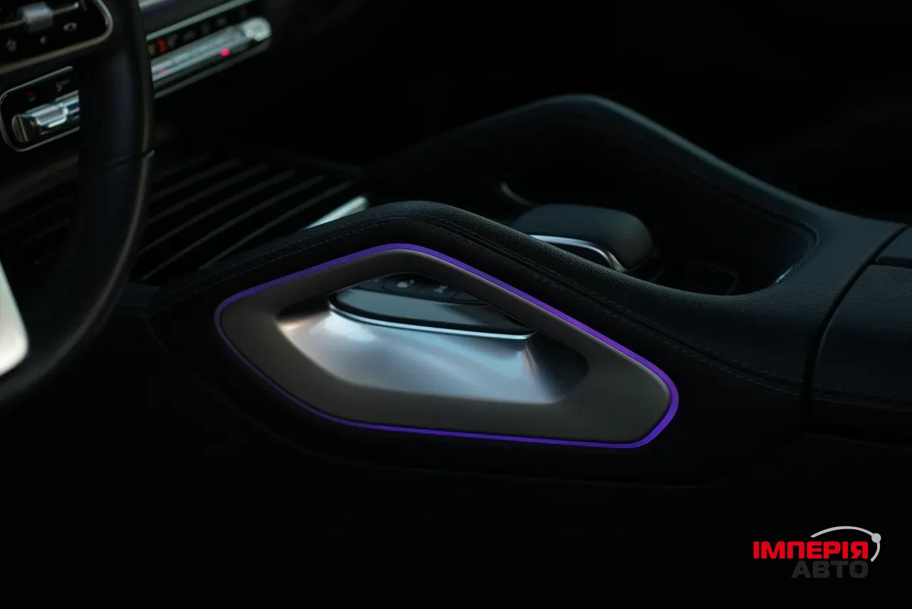 Mercedes-Benz GLE - фото 39