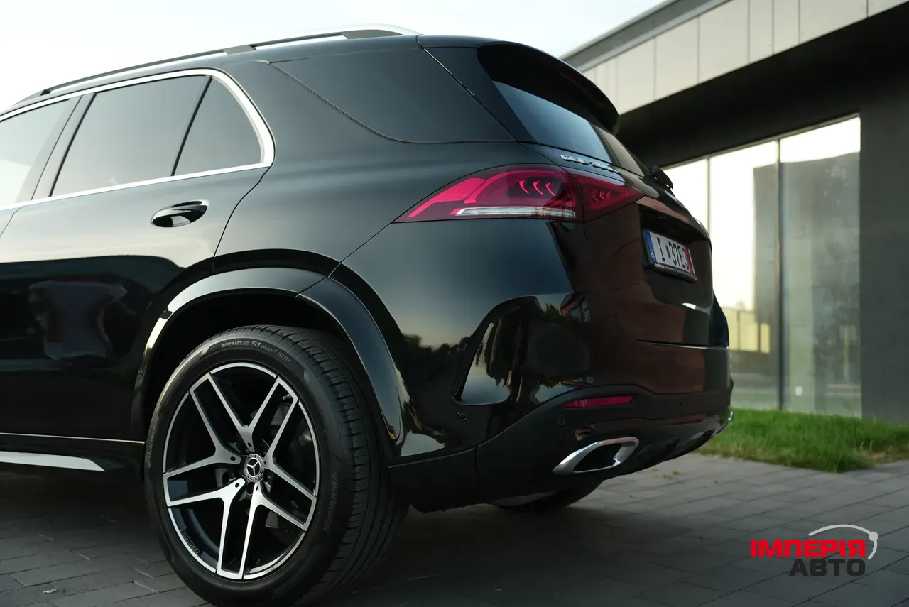 Mercedes-Benz GLE - фото 12