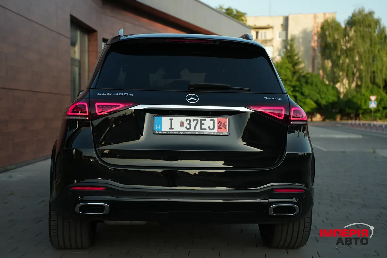Mercedes-Benz GLE - фото 22