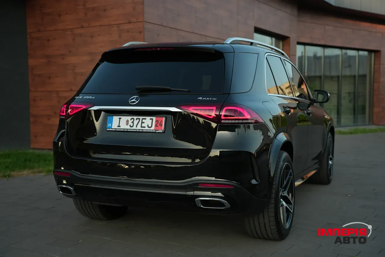 Mercedes-Benz GLE - фото 21