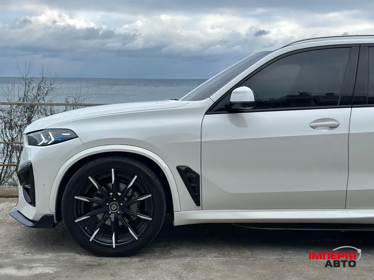 BMW X5 - фото 6