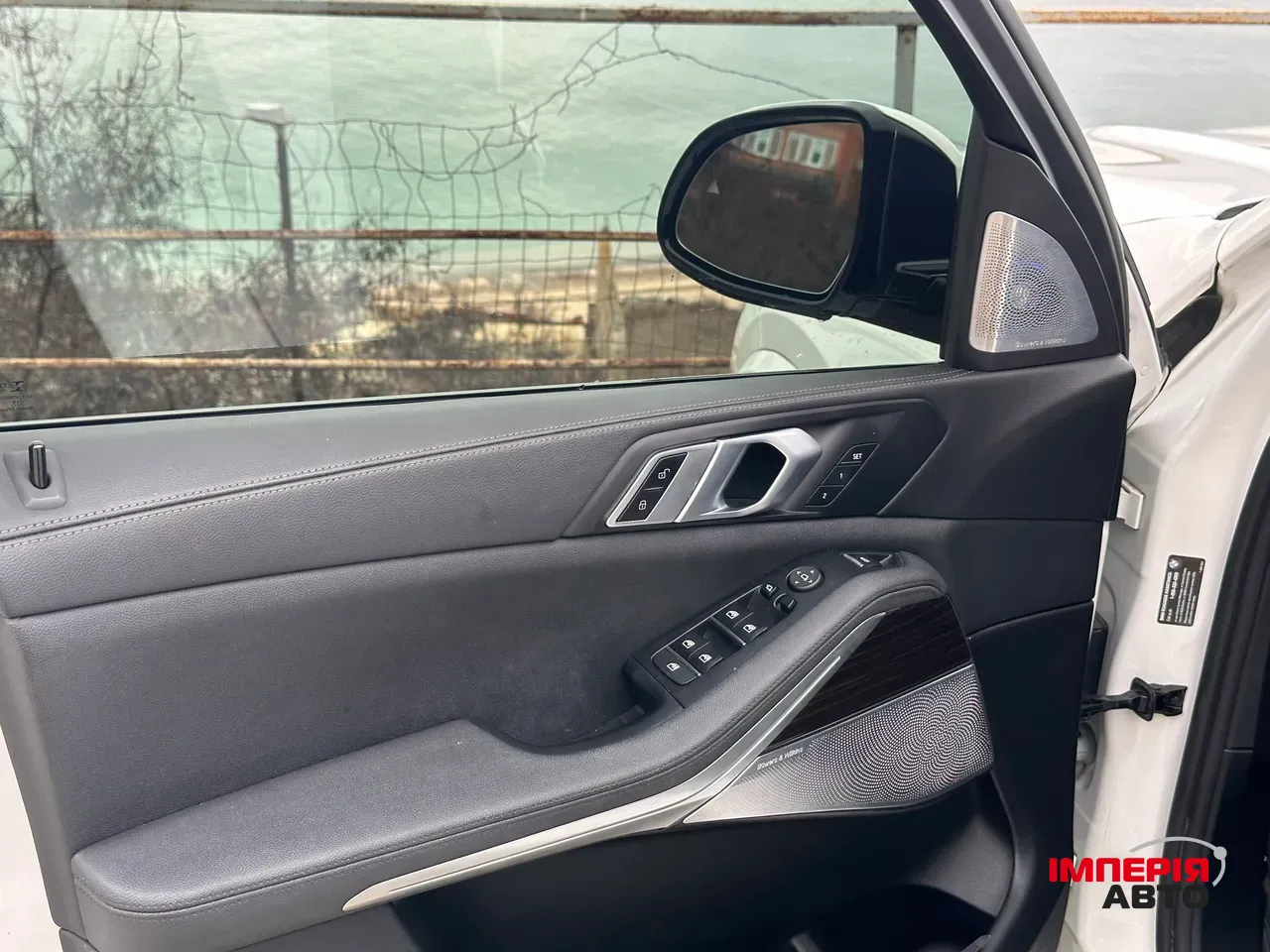 BMW X5 - фото 31