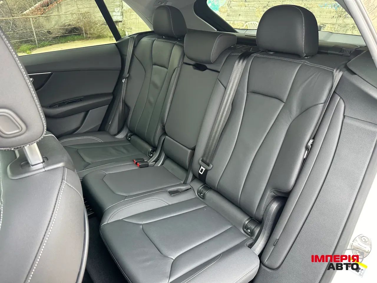 Audi Q8 - фото 23