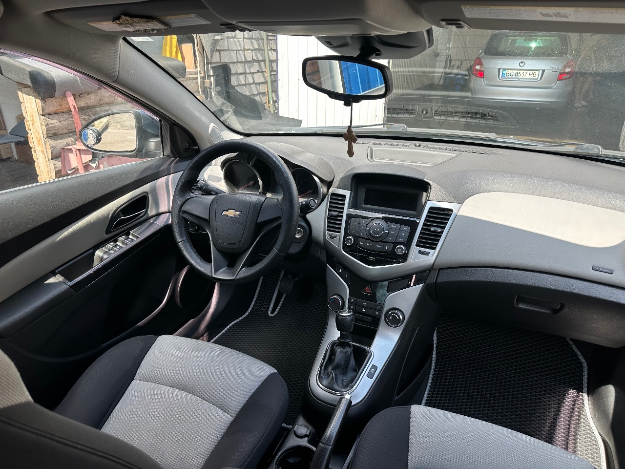 Chevrolet Cruze - фото 7