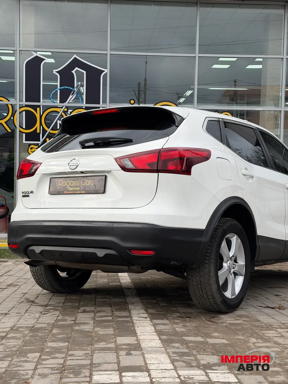 Nissan Rogue Sport - фото 6