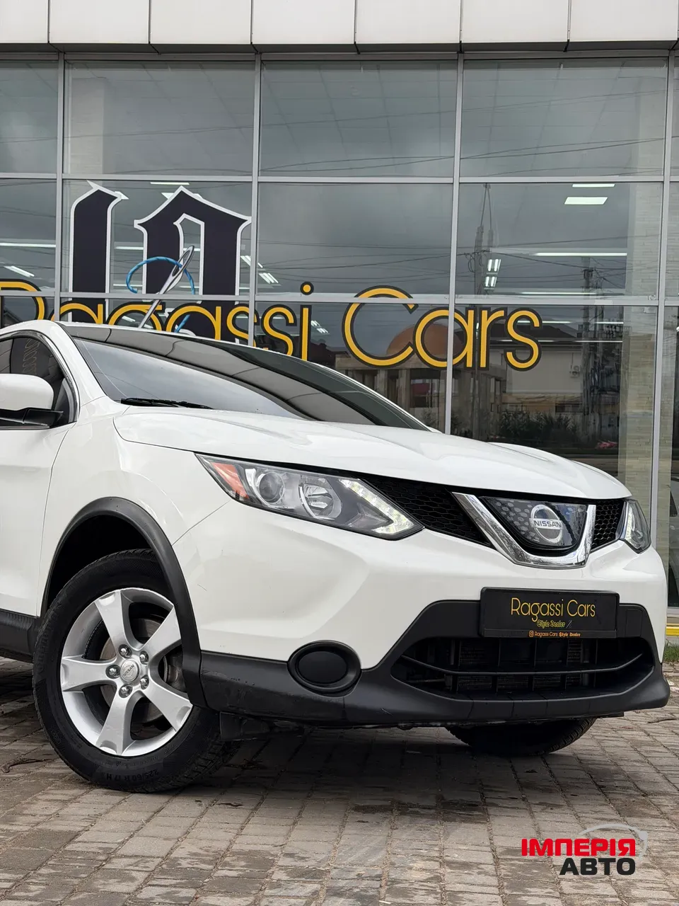 Nissan Rogue Sport - фото 2