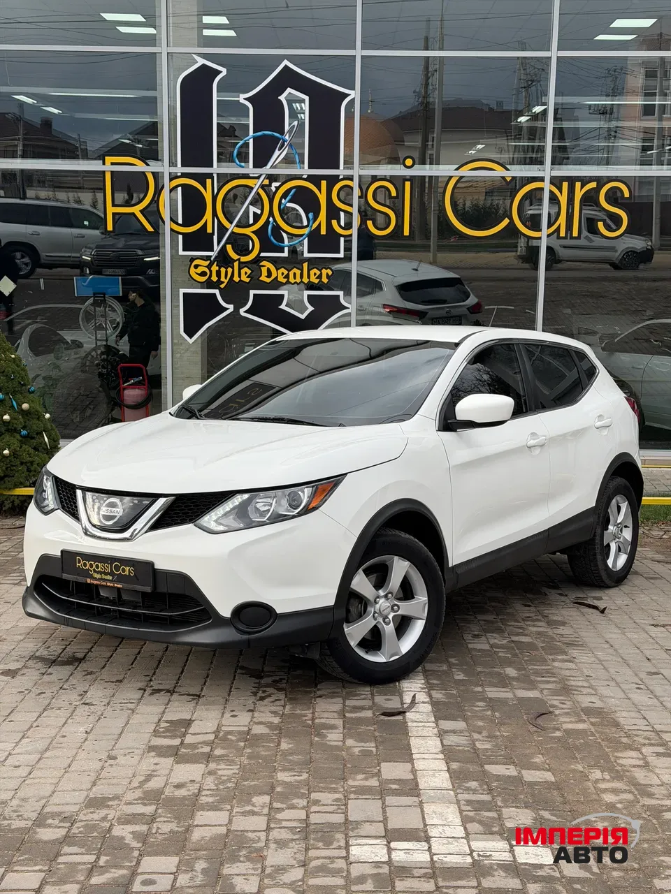 Nissan Rogue Sport - фото 1