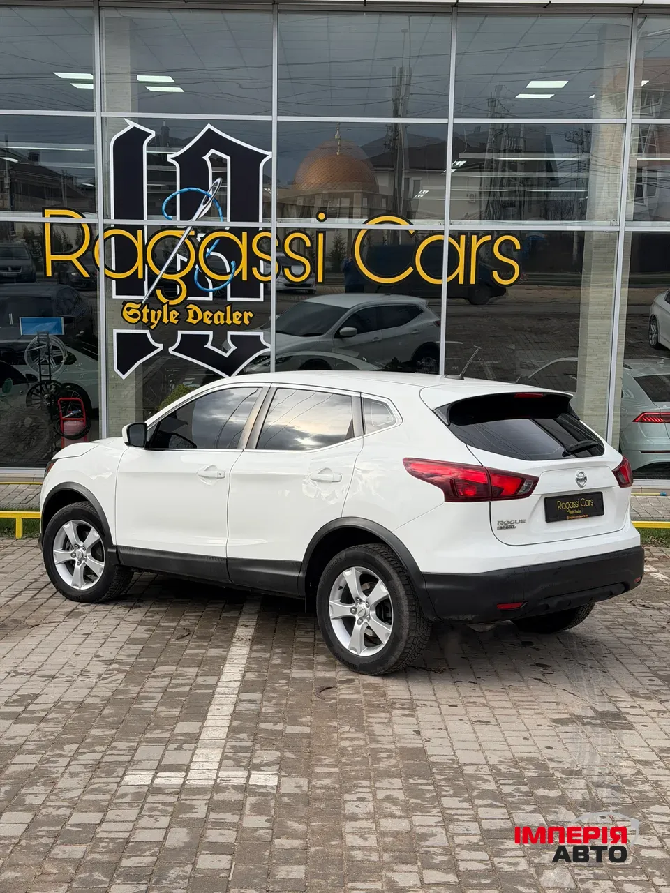 Nissan Rogue Sport - фото 5