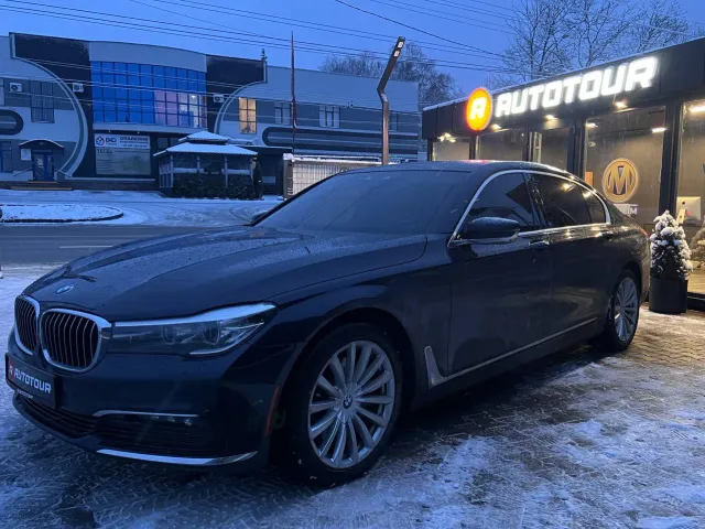 BMW 7 серії - фото 2