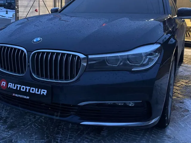 BMW 7 серії - фото 3