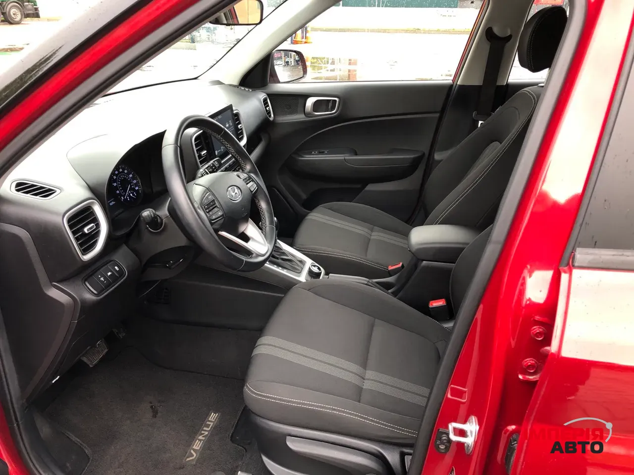 Hyundai Venue - фото 5